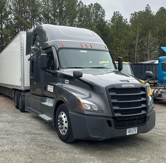 2022 Freightliner Cascadia 126