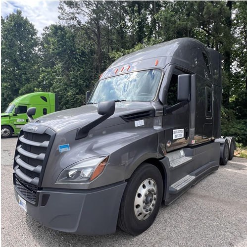 2023 Freightliner Cascadia 126