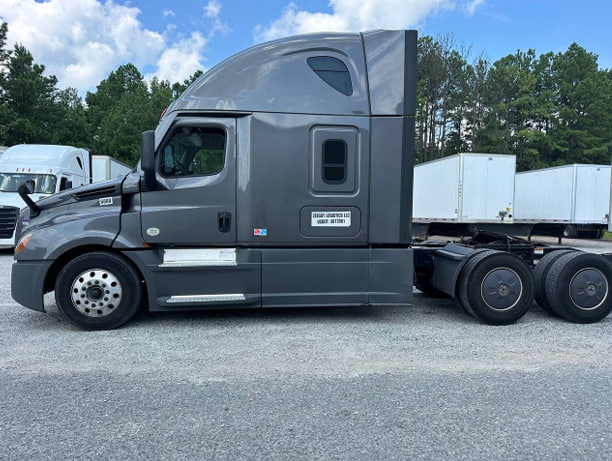2022 Freightliner Cascadia 126